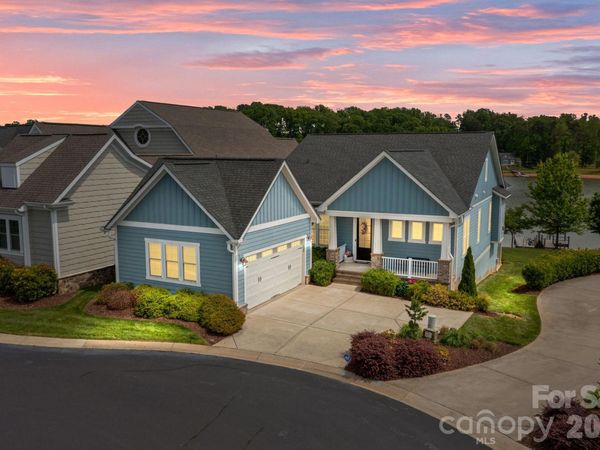 122 Sisters Cove Court, Mooresville, NC 28117