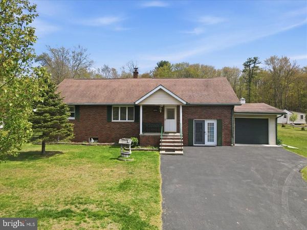 1045 FOREST STREET, LEHIGHTON, PA 18235