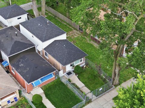 Main Photo