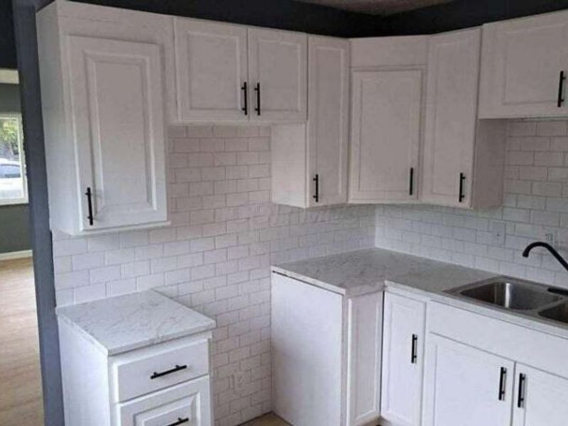 178 Belvidere Avenue , Columbus, OH 43223 Photo 6
