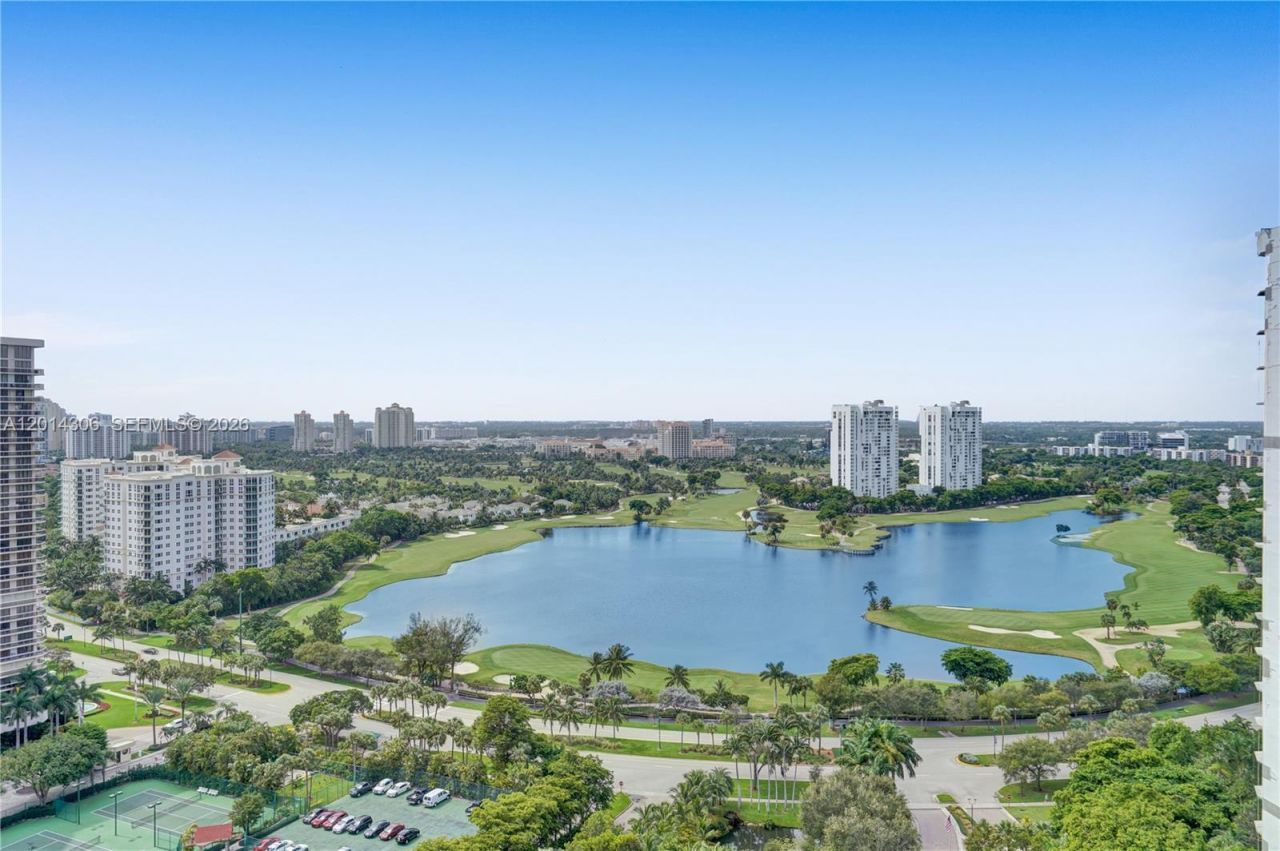 20201 E Country Club Dr , Unit 1408, Aventura, FL 33180 Photo