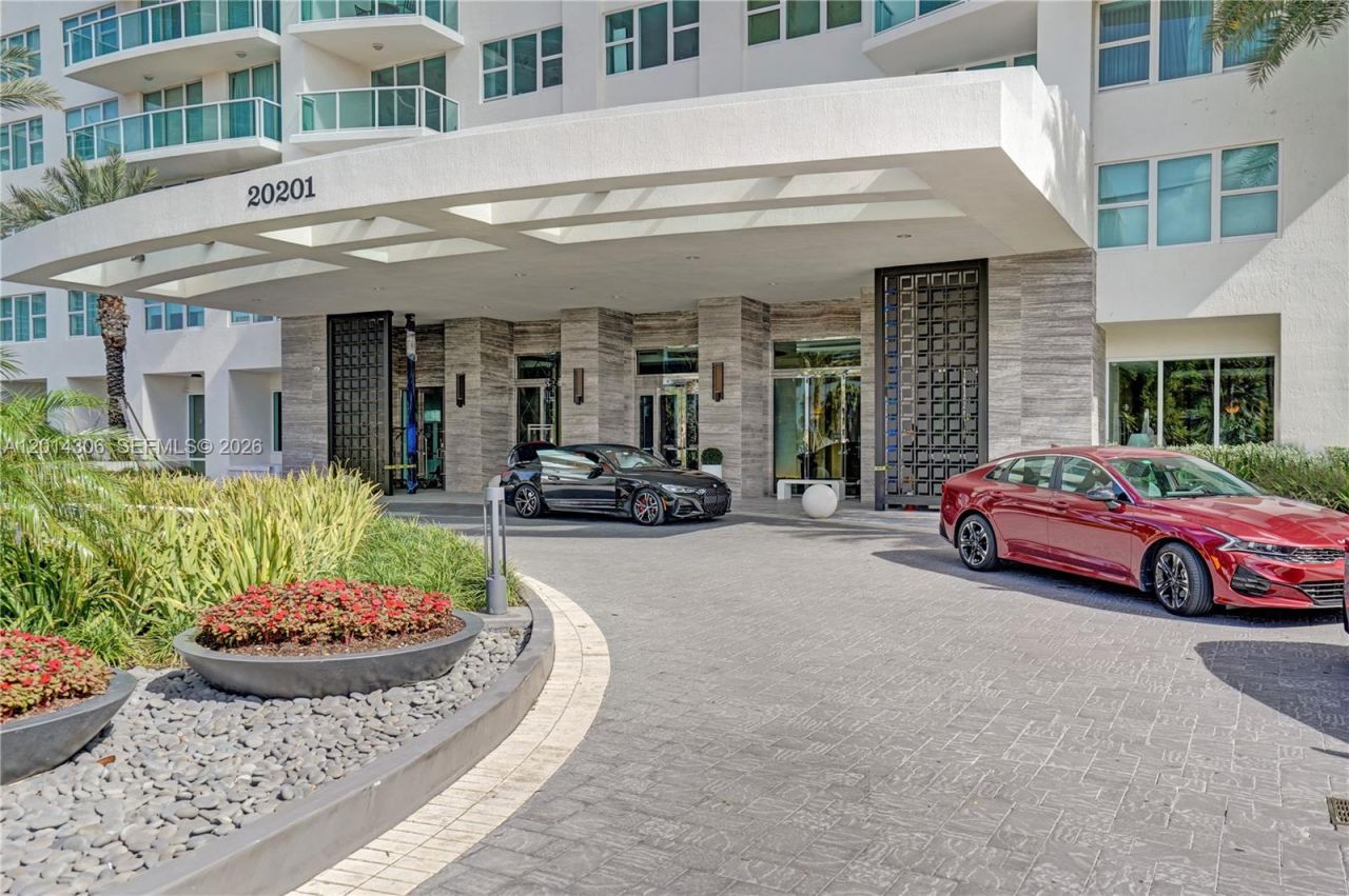 20201 E Country Club Dr , Unit 1408, Aventura, FL 33180 Photo