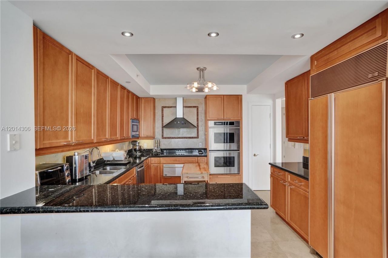20201 E Country Club Dr , Unit 1408, Aventura, FL 33180 Photo