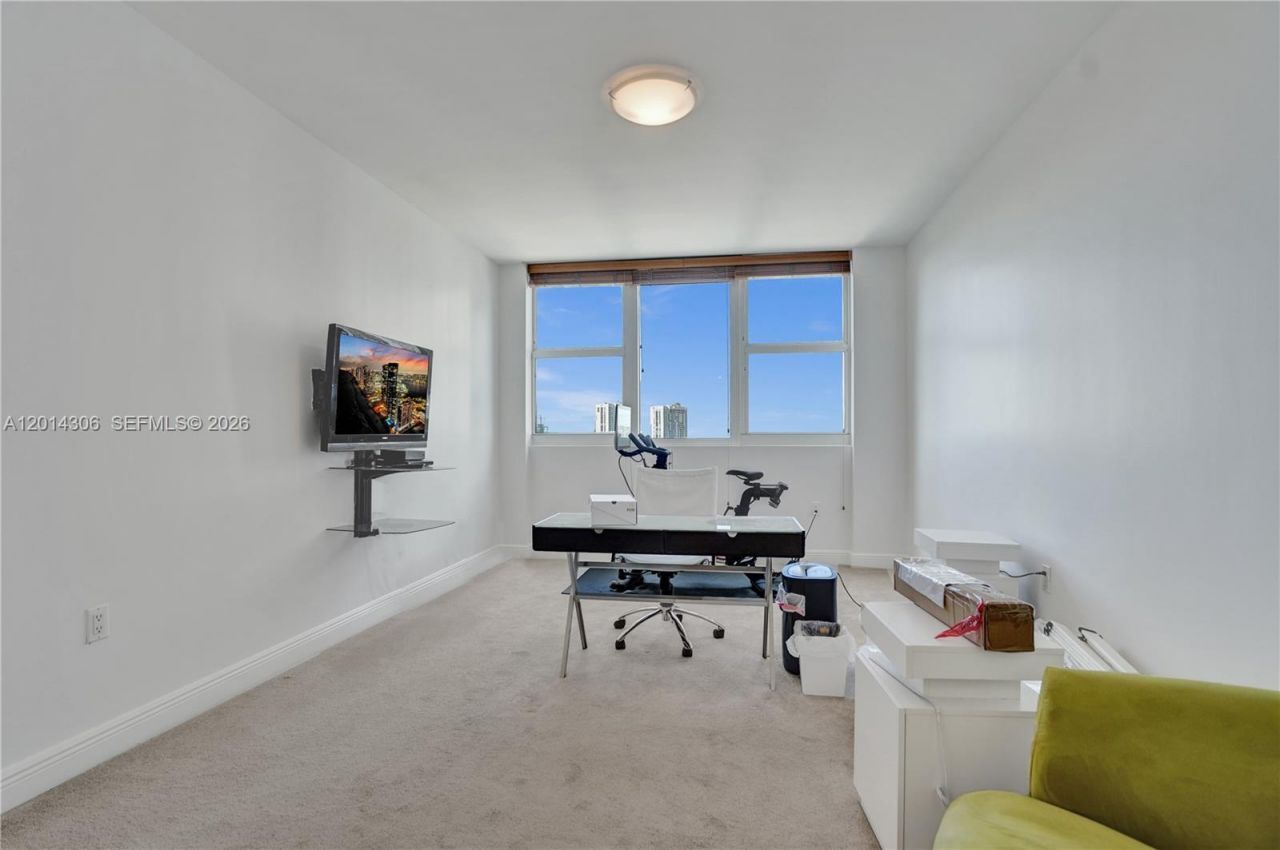20201 E Country Club Dr , Unit 1408, Aventura, FL 33180 Photo
