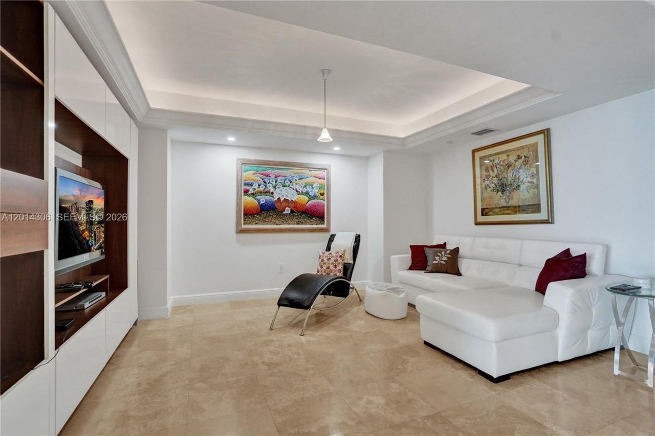 20201 E Country Club Dr , Unit 1408, Aventura, FL 33180 Photo