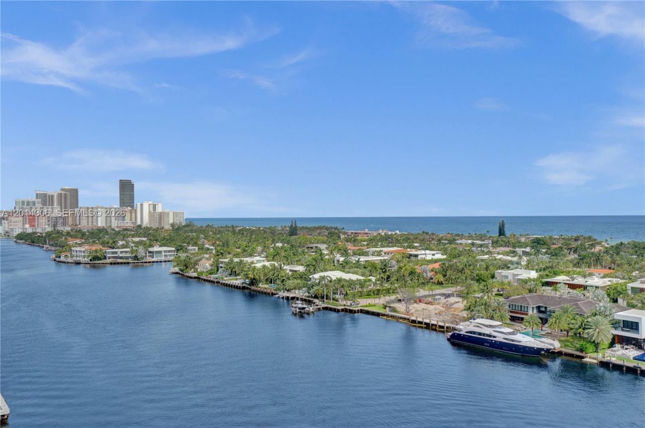 20201 E Country Club Dr , Unit 1408, Aventura, FL 33180 Photo