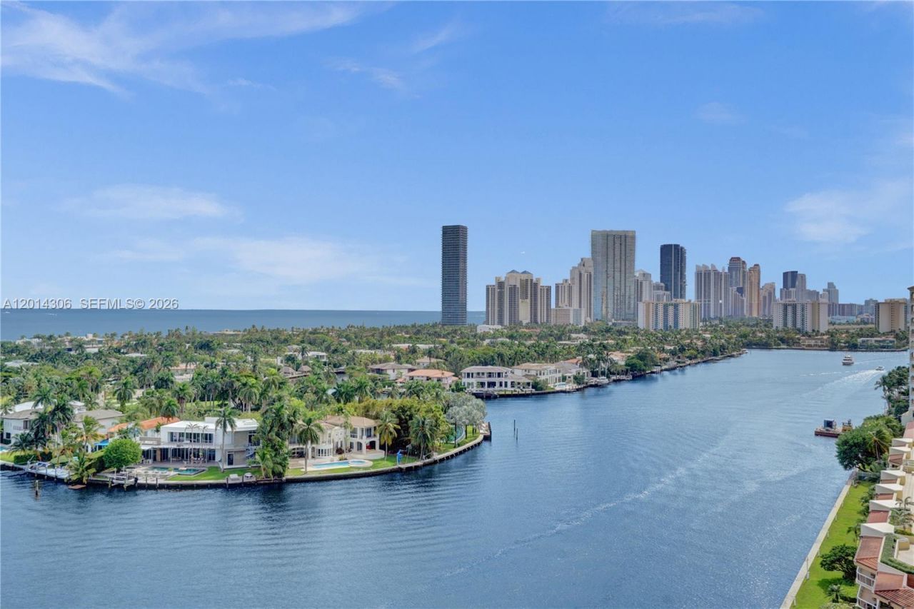 20201 E Country Club Dr , Unit 1408, Aventura, FL 33180 Photo