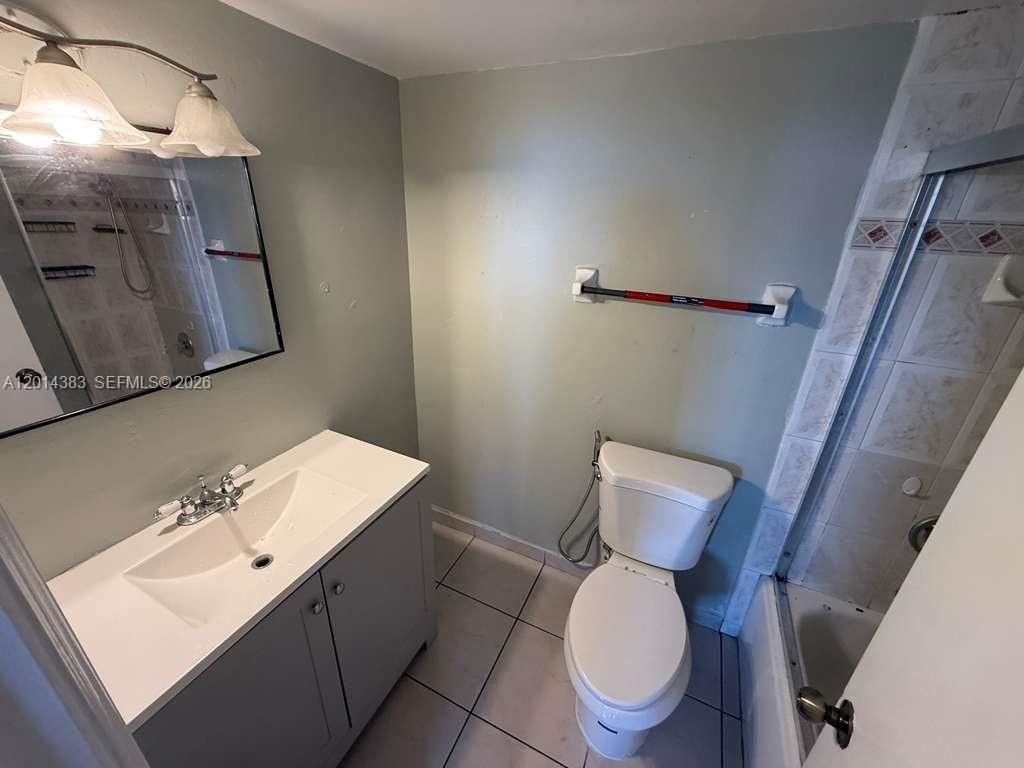 606 W 81st St, Unit 316, Hialeah, FL 33014 Photo