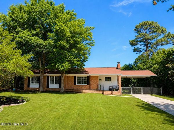 1445 Keswick Drive , Fayetteville, NC 28304