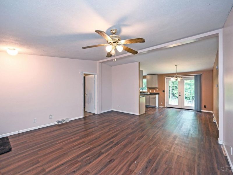 4477 Eva Lane, Batavia, OH 45103 Photo 3