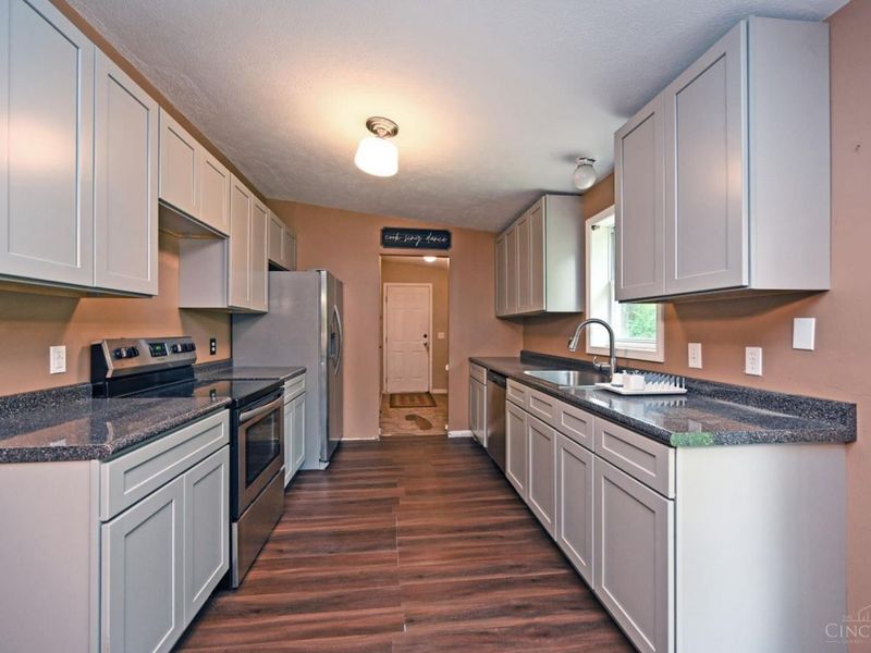 4477 Eva Lane, Batavia, OH 45103 Photo 8