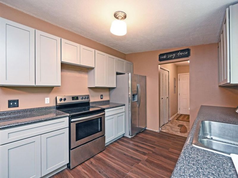 4477 Eva Lane, Batavia, OH 45103 Photo 9