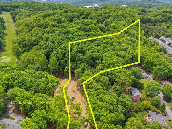 TR A Crossbow CIR, Roanoke, VA 24018