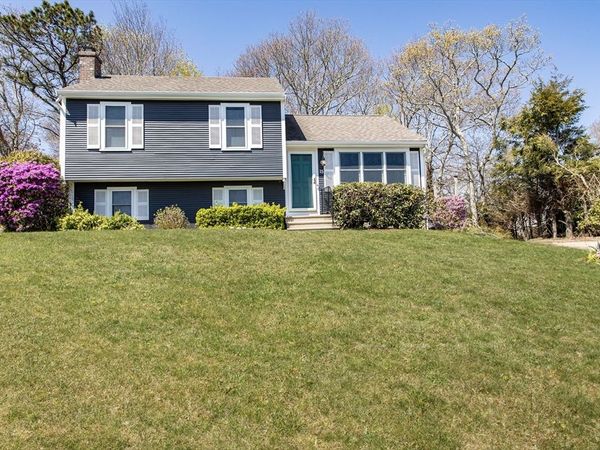 15 Mcgrath Rd, Bourne, MA 02562
