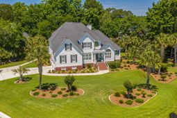 2325 Darts Cove Way photo 4