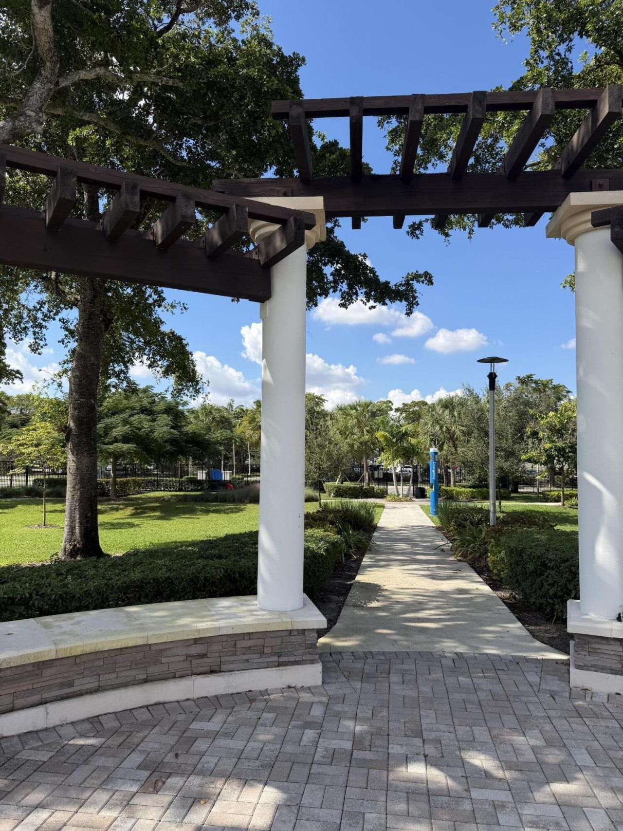 2950 Sunrise Lakes Drive W, Unit 305, Sunrise, FL 33322 Photo