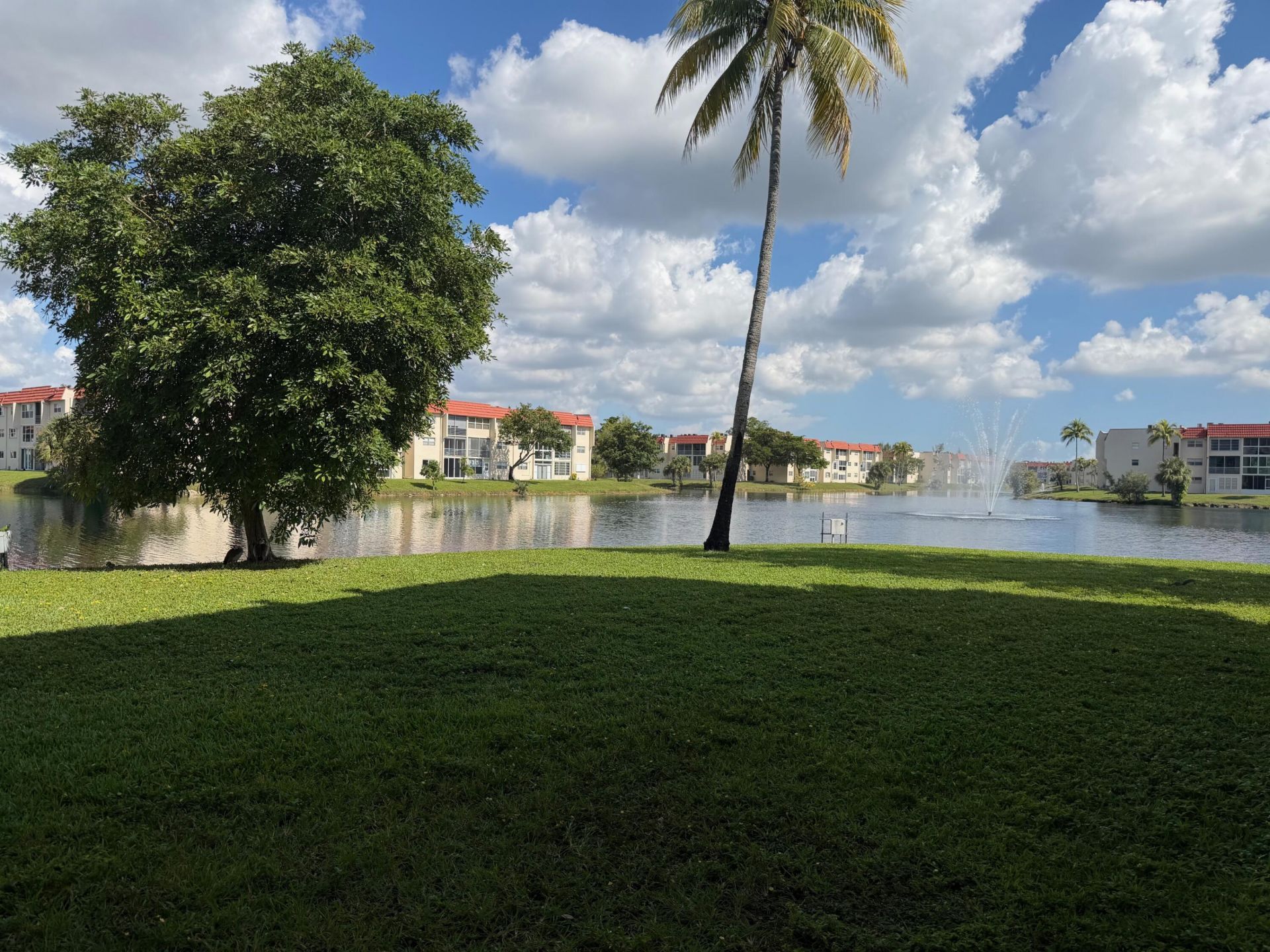 2950 Sunrise Lakes Drive W, Unit 305, Sunrise, FL 33322 Photo