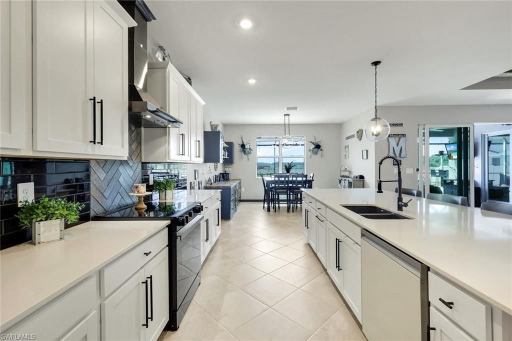 18821 Shimmer Dawn Ct, North Fort Myers, FL 33917 Photo