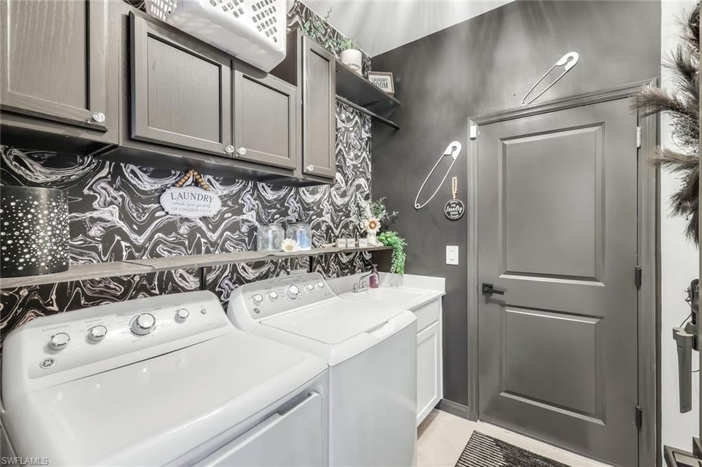 18821 Shimmer Dawn Ct, North Fort Myers, FL 33917 Photo