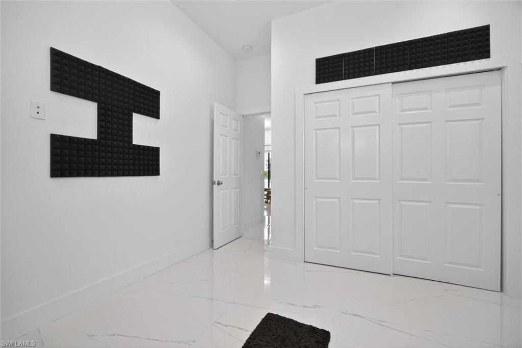 810 Floyd Ave S, Lehigh Acres, FL 33976 Photo