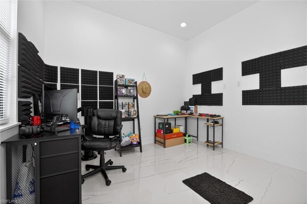 810 Floyd Ave S, Lehigh Acres, FL 33976 Photo
