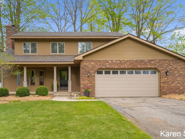 7033 Youngstown Avenue, Hudsonville, MI 49426