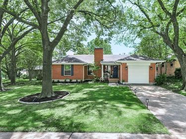 733 Kirkwood Drive, Dallas, TX 75218