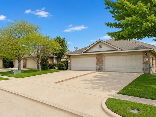 1334 Piedmont Drive, Mansfield, TX 76063