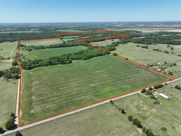 001 County Road 2145 , Telephone, TX 75488