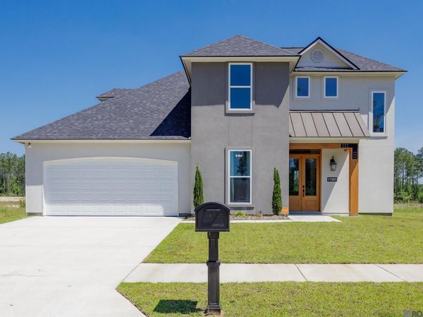 17207 Schoolhouse Rd, Livingston, LA 70754