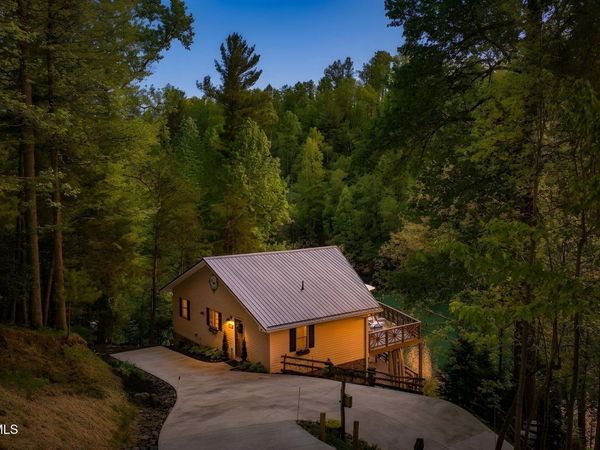 237 Candlewood Lane, Butler, TN 37640