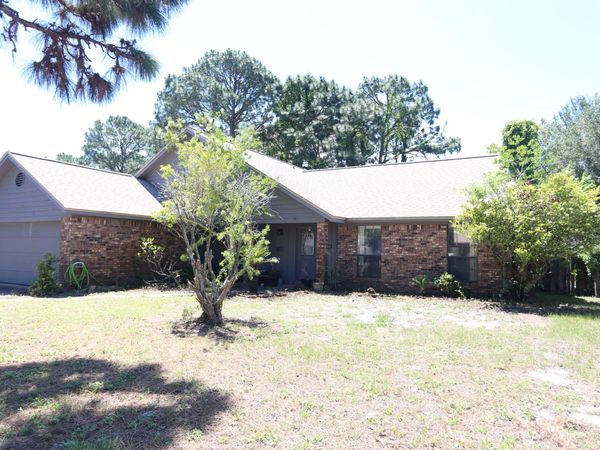 547 E Timberlake Drive, Mary Esther, FL 32569