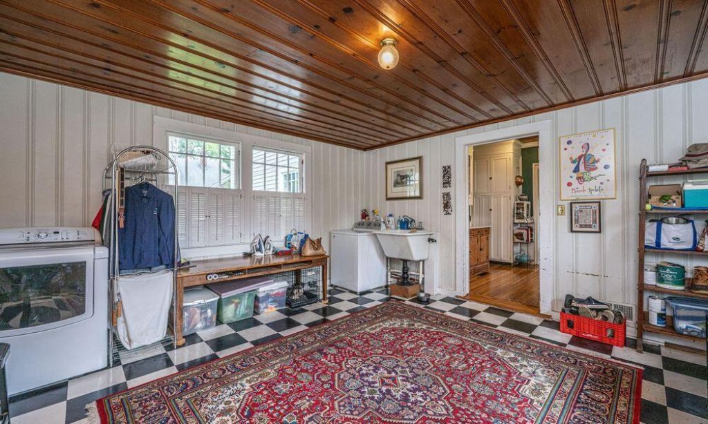 401 Johnston Street Photo 28
