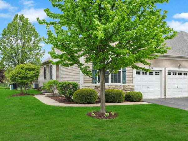1053 Canary Avenue , Yorkville, IL 60560