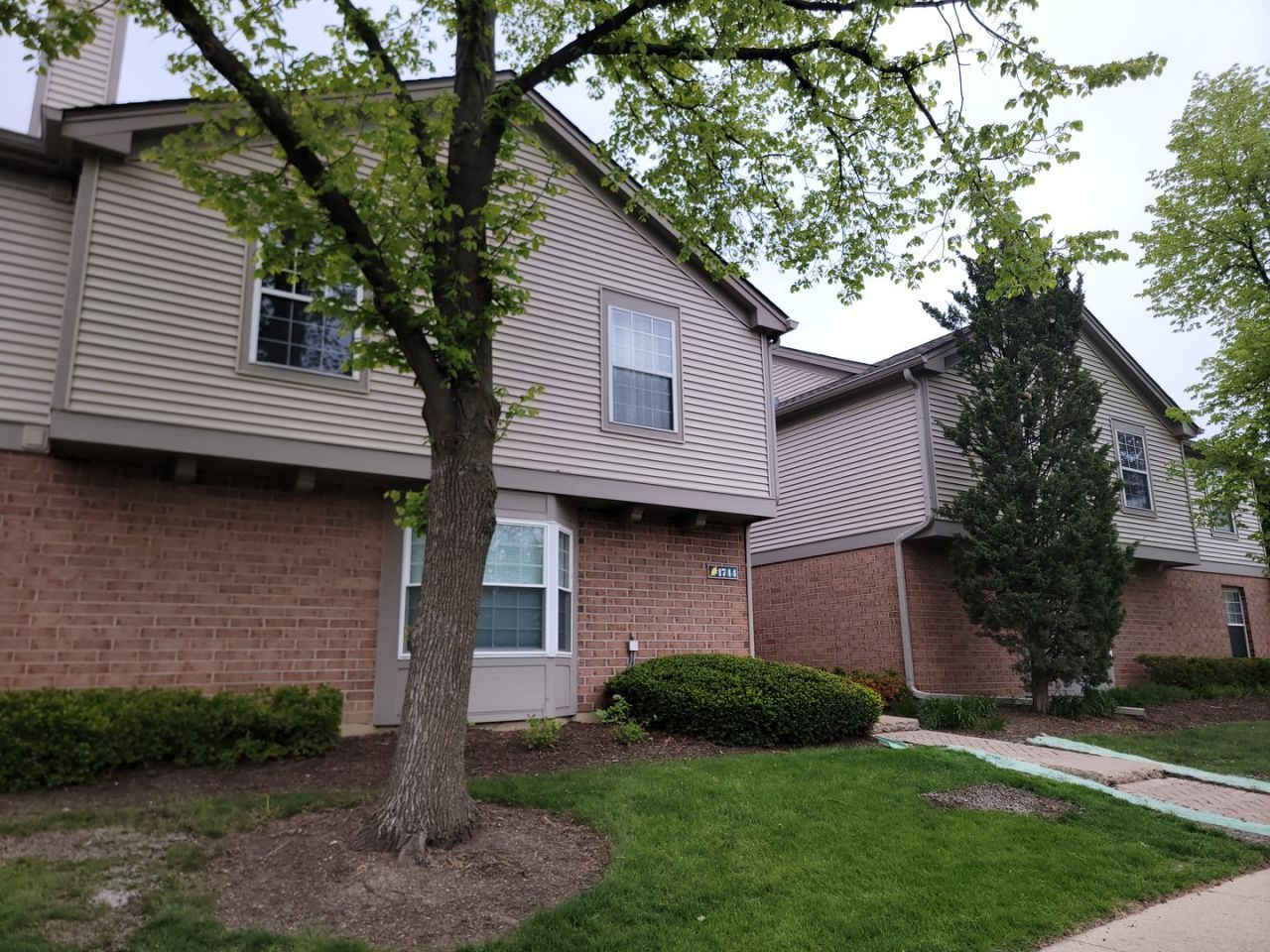 1744 Eastwood Court, Unit 1, Schaumburg, IL 60195 Main Photo