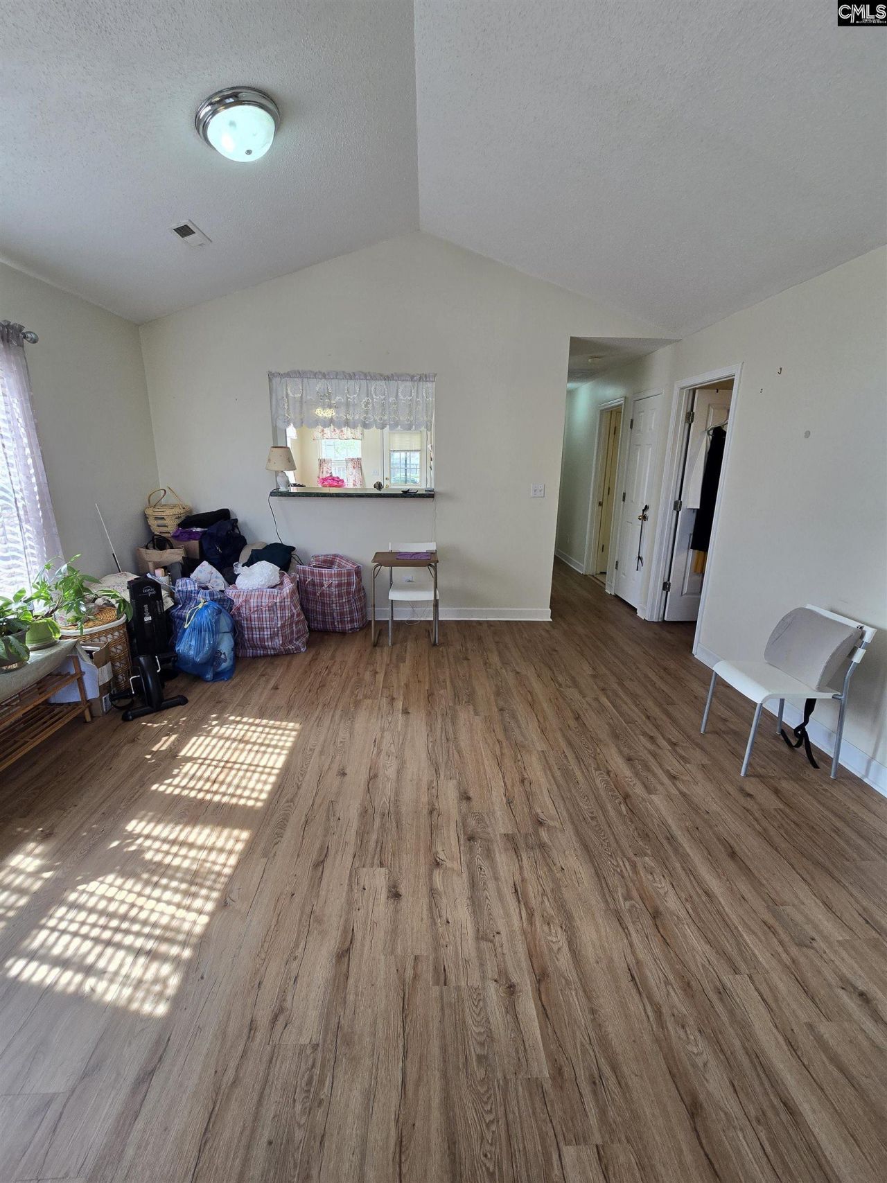 118 Gallivan Drive  Photo 11