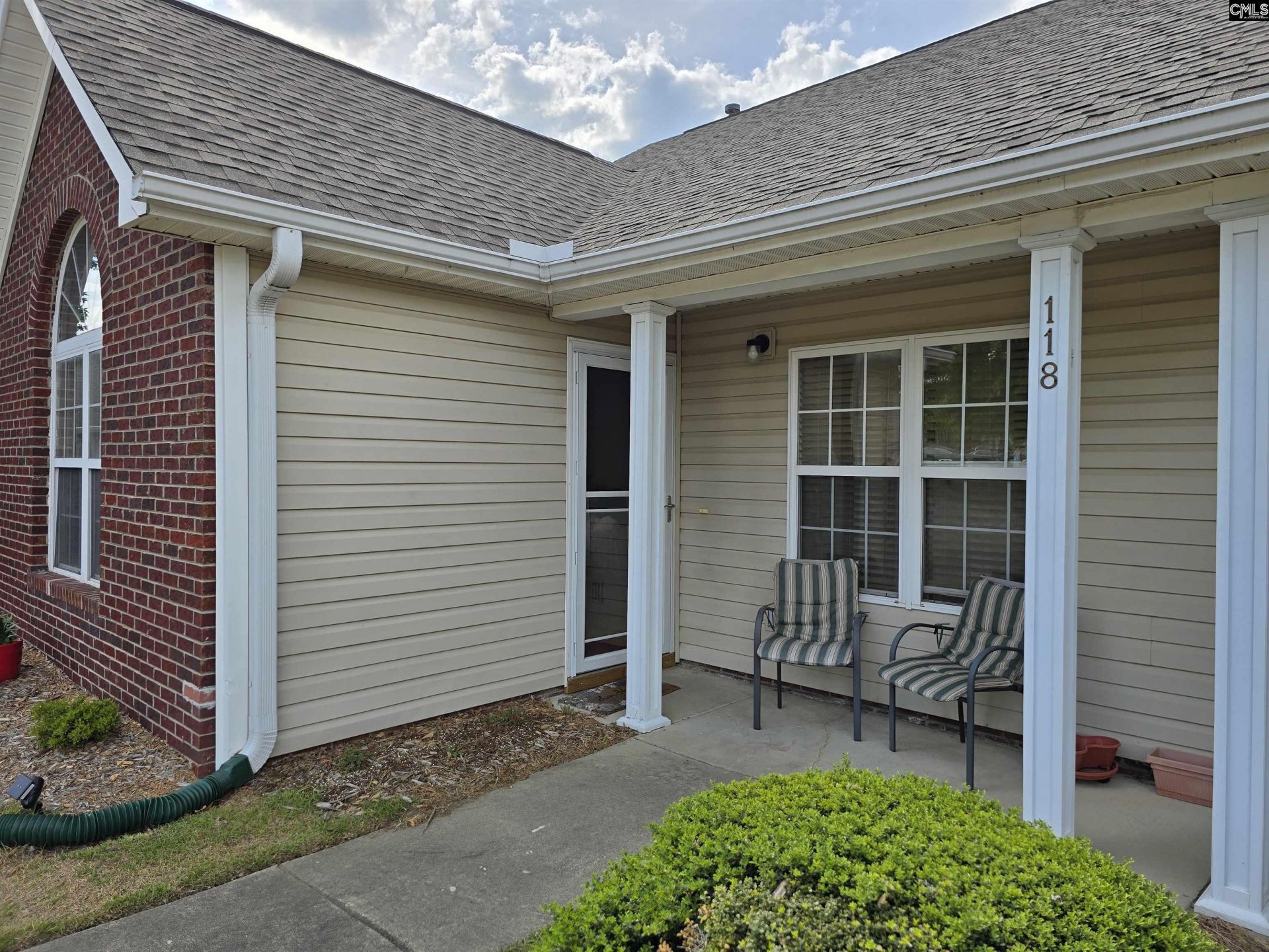 118 Gallivan Drive  Photo 6