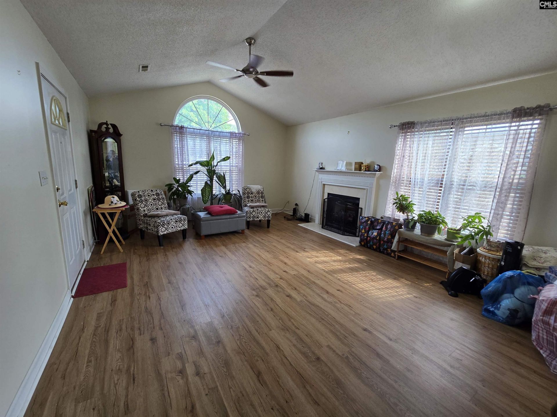 118 Gallivan Drive  Photo 7