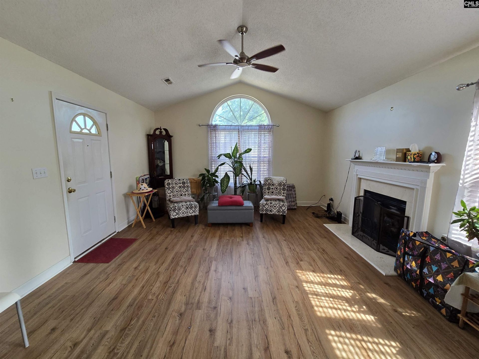 118 Gallivan Drive  Photo 8