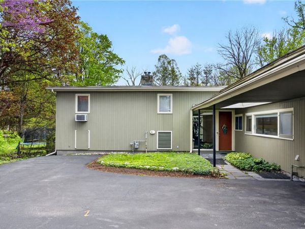 327 Kimber Road, Syracuse, NY 13224