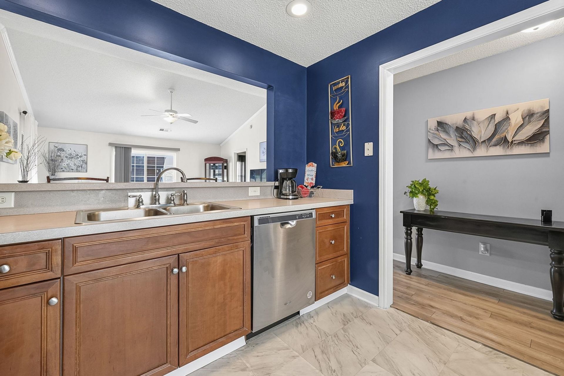 8333 Tartan Ln. Photo 10