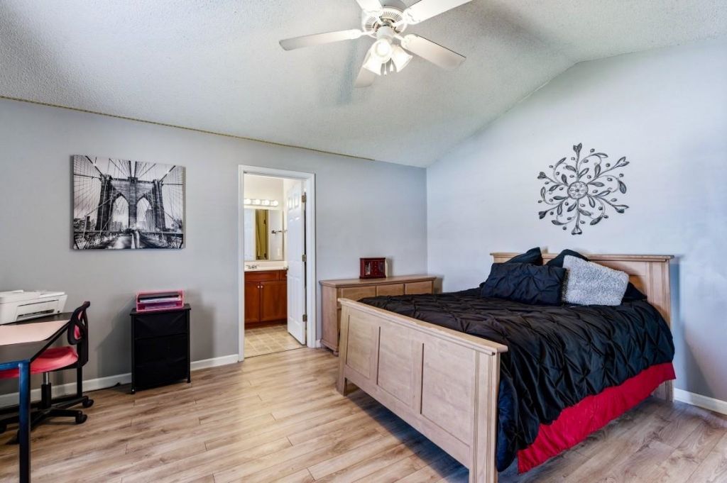 8333 Tartan Ln. Photo 14