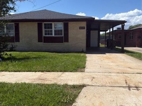 8020 GUS Street , Unit 8020, New Orleans, LA 70127