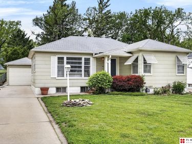 2925 S 44th Street , Lincoln, NE 68506