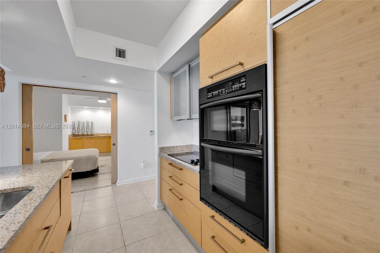 1830 S Ocean Dr , Unit 1703, Hallandale Beach, FL 33009 Photo