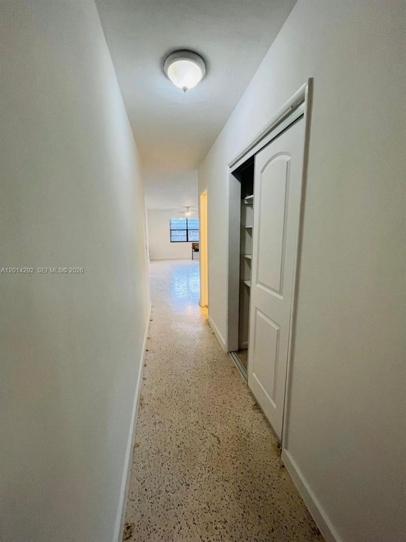 21220 NE 26th Ave , Miami, FL 33180 Photo