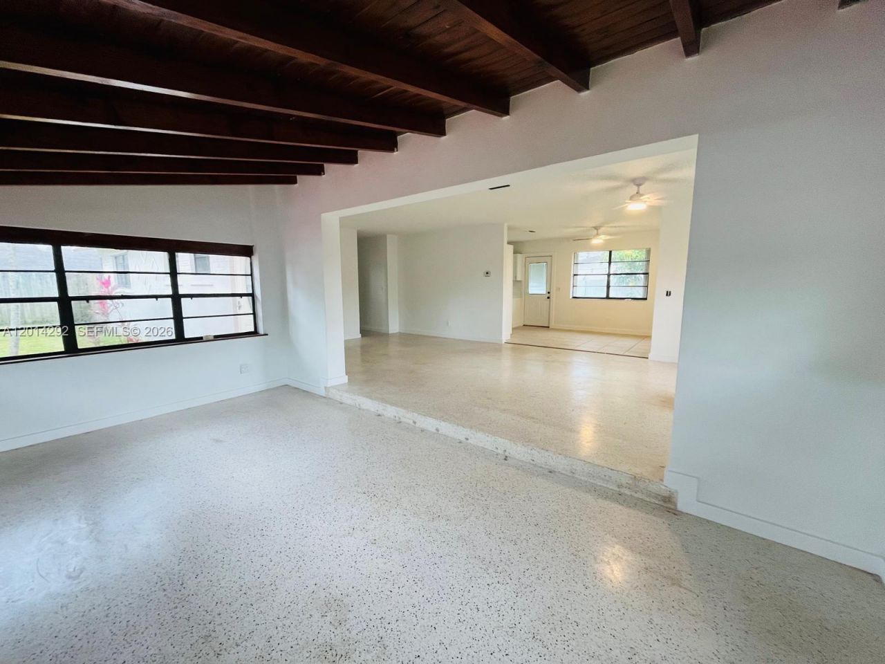 21220 NE 26th Ave , Miami, FL 33180 Photo