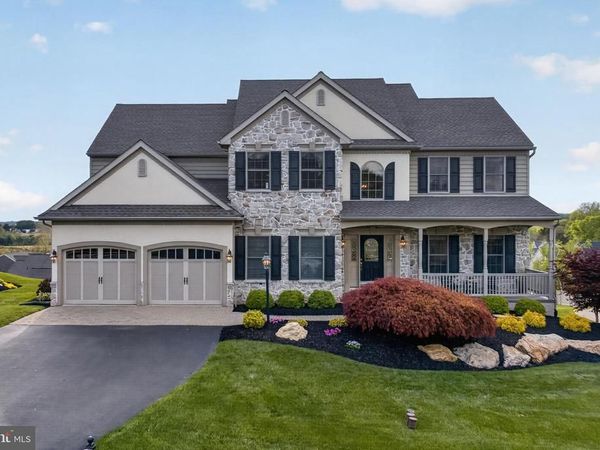 10 SURREY DRIVE, STEVENS, PA 17578