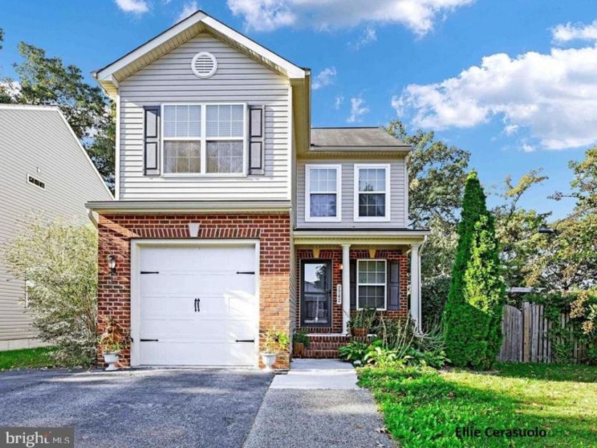 7742 Lawrence Avenue, Pasadena, MD 21122 Main Photo
