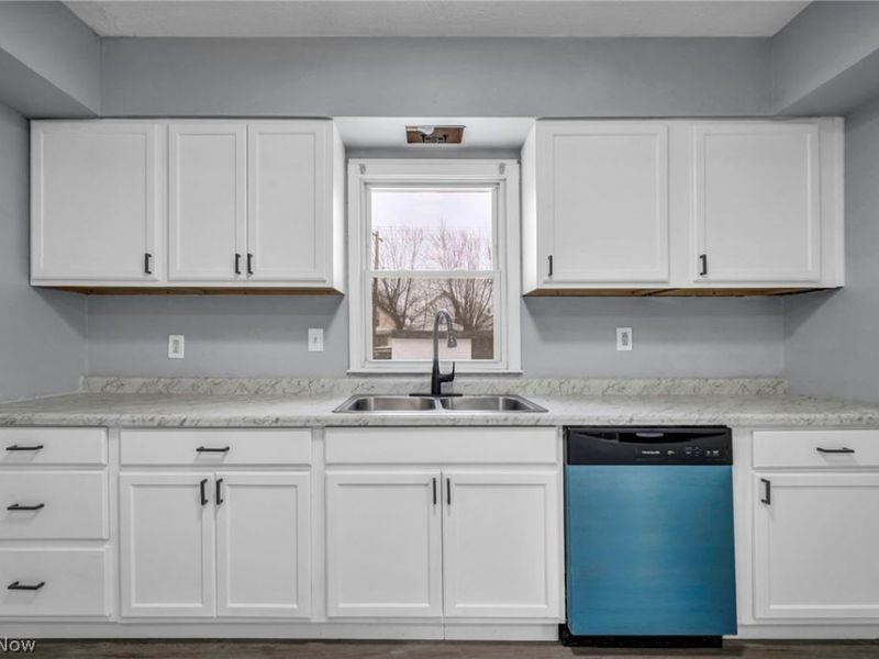 2153 W 106th Street, Cleveland, OH 44102 Photo 15